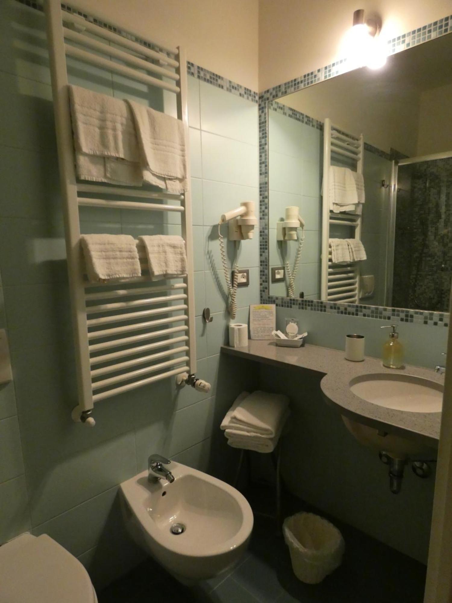 לה ספציה Guest House Il Giardino In Citta מראה חיצוני תמונה
