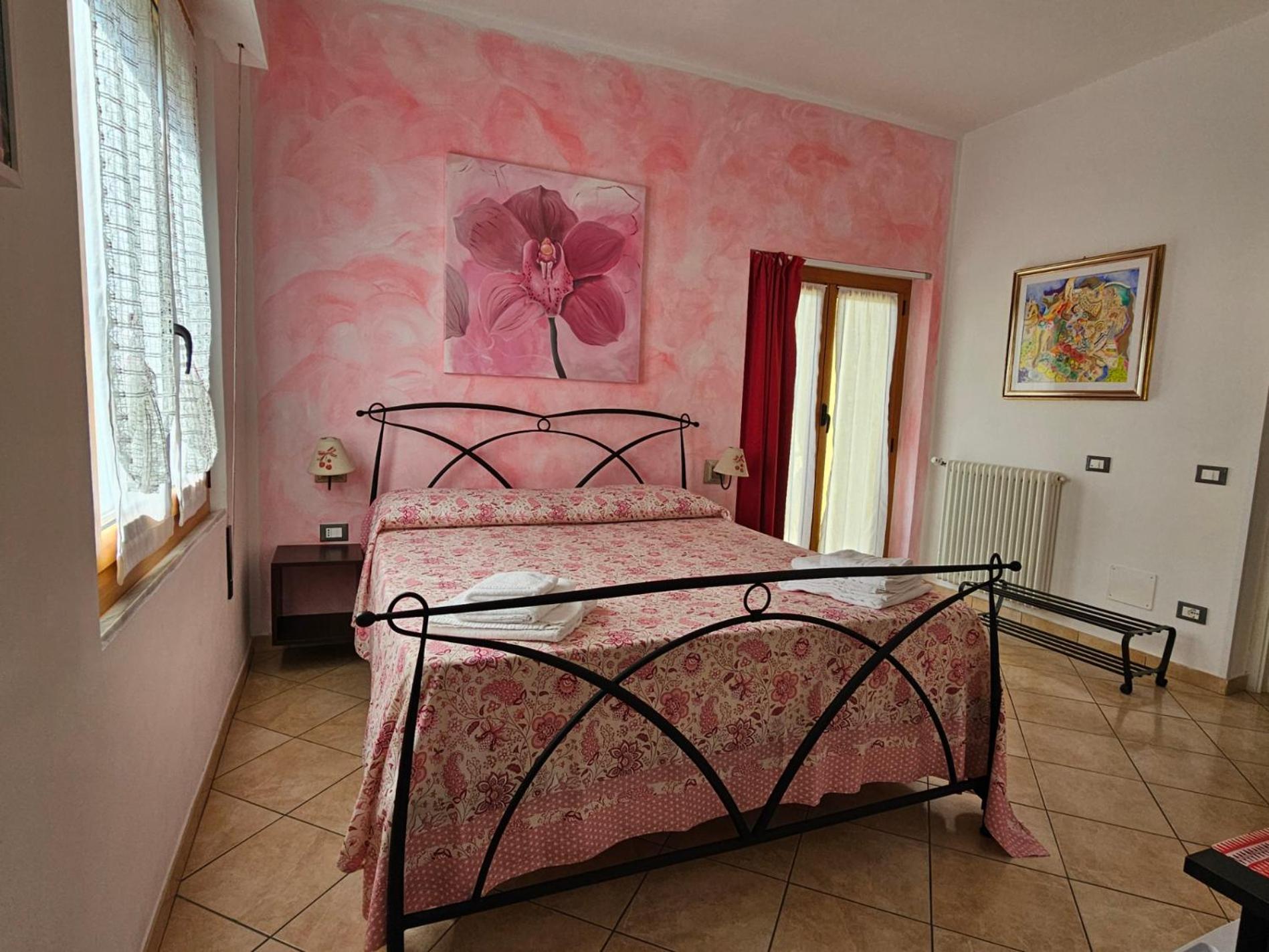 לה ספציה Guest House Il Giardino In Citta מראה חיצוני תמונה